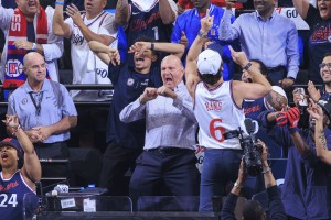 开云体育官网-TA：快船已引发联盟信任危机 鲍尔默的巨额财富会破坏公平竞争