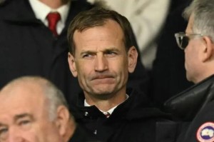 kaiyun-阿什沃思“辞职”凸显曼联囧境，拉爵又为误判交学费