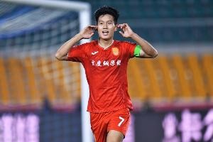 开云app下载-媒体人：浙江队年初对向余望兴趣很大，但重庆升超前他不好离队