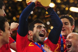 阿尔比奥尔随西班牙队三夺大赛冠军，现役意甲欧洲球员居首