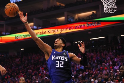 开云体育官网-威少：我告诉考德威尔要保持自我 他以多种方式影响比赛&amp;我很喜欢