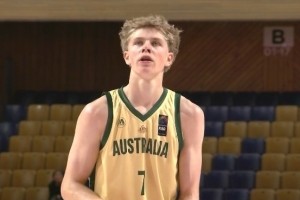 也是保罗！澳大利亚U16男篮卢克-保罗14中10狂砍26分10板9助2断