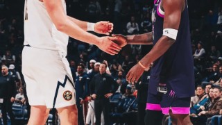 开云体育官网-森林狼官方晒出约基奇和爱德华兹合影：好好好，又是你@掘金